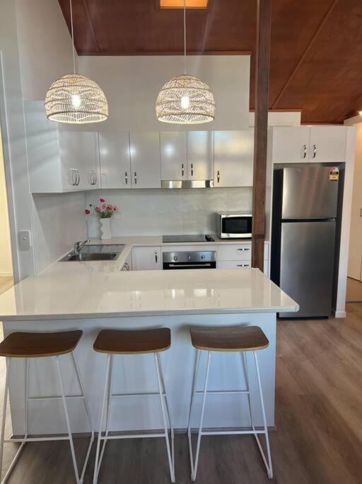 The Villas - Hervey Bay - 2 Separate Villas Urangan Buitenkant foto
